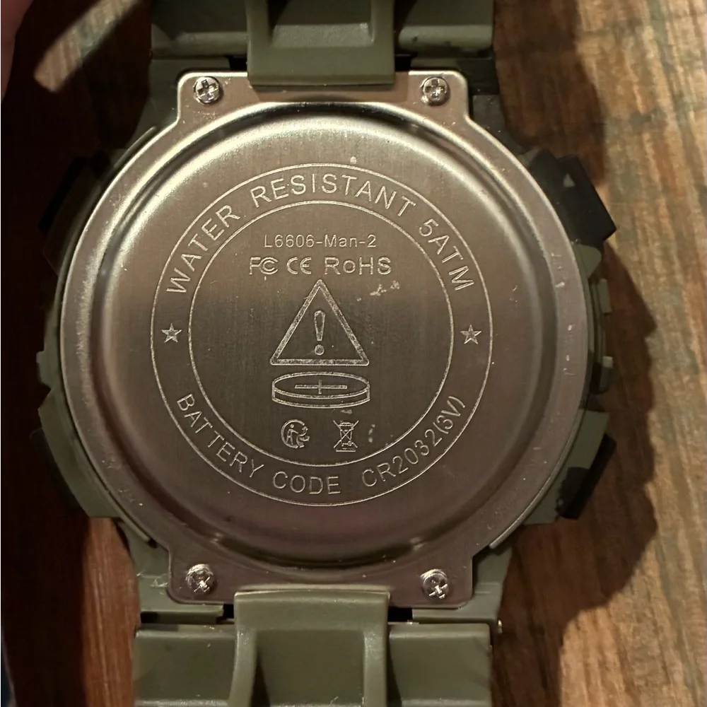 Lavaredo Mens Digital Military Sports Watch